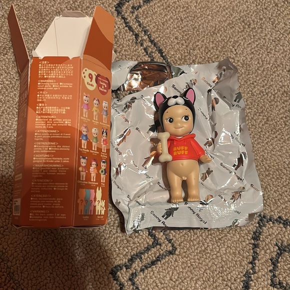 Sonny Angel dog time series. Opened! Frenchie with red hoodie. - Picture 3 of 8